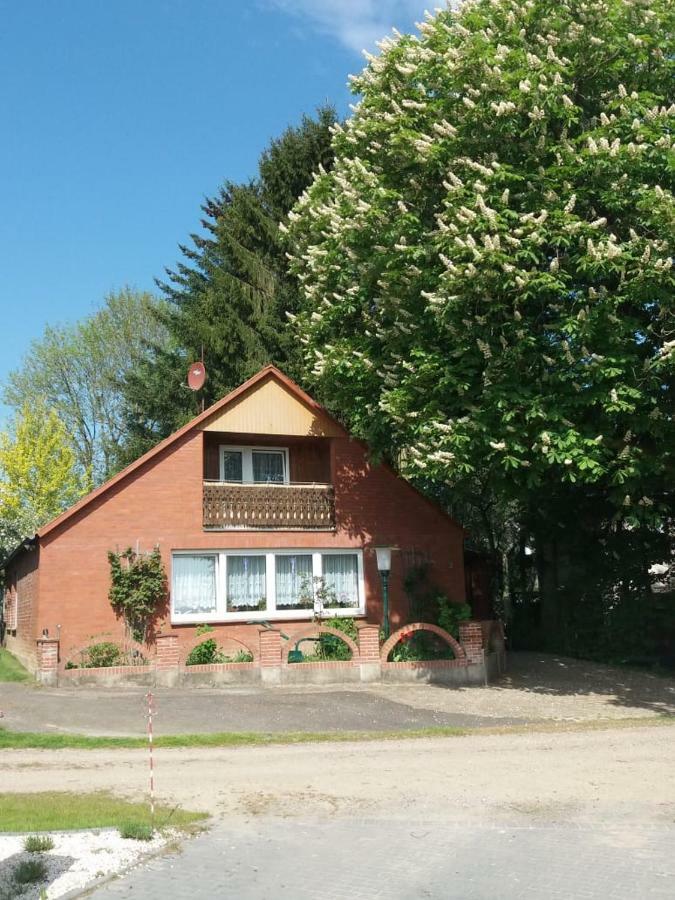 Am Bach Villa Ahrensbok Екстериор снимка